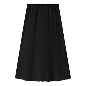 Lång vid kjol finstickad i mjuk merinoull, svart
