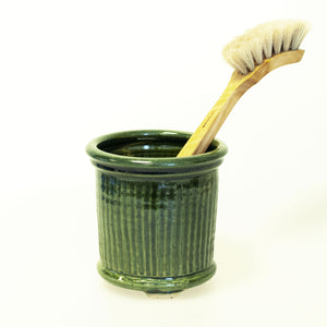 Tidlösa - bestickställ i keramik, grön glasyr.