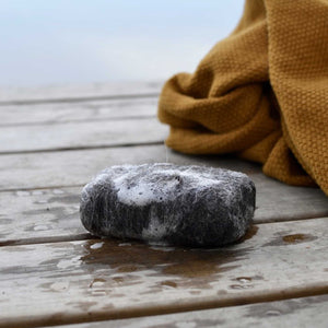 Ulltvål ekologisk - tovad ull med strutsolja. Lavendel doft