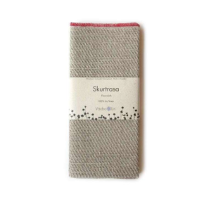 Skurtrasa i lin, oblekt med fåll - Bild 3