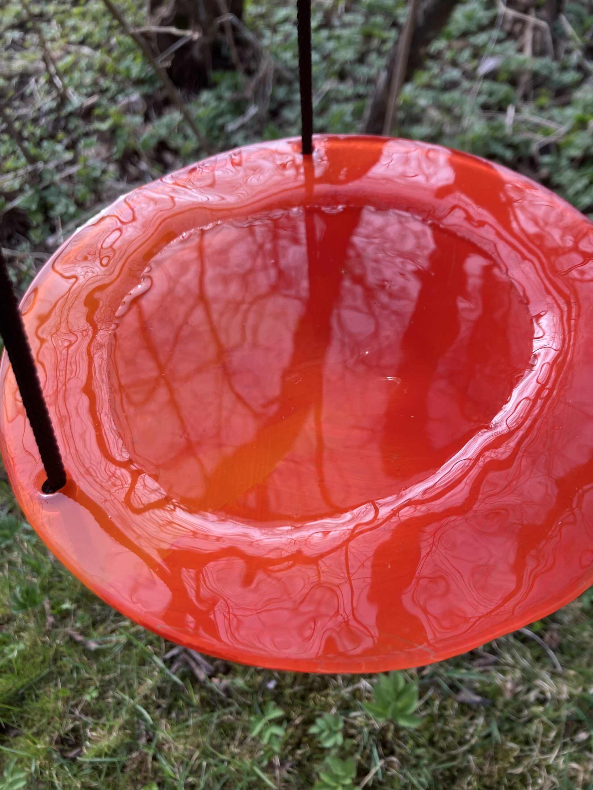 Fågelbad i härdat glas från ELD